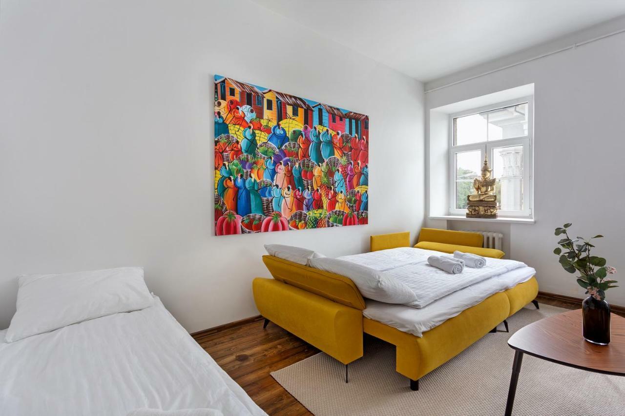 New Quiet Cozy Center Apartment